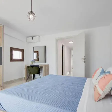 Elite 2-bdrm Maisonette In Nikiti, 250m To Appartamento